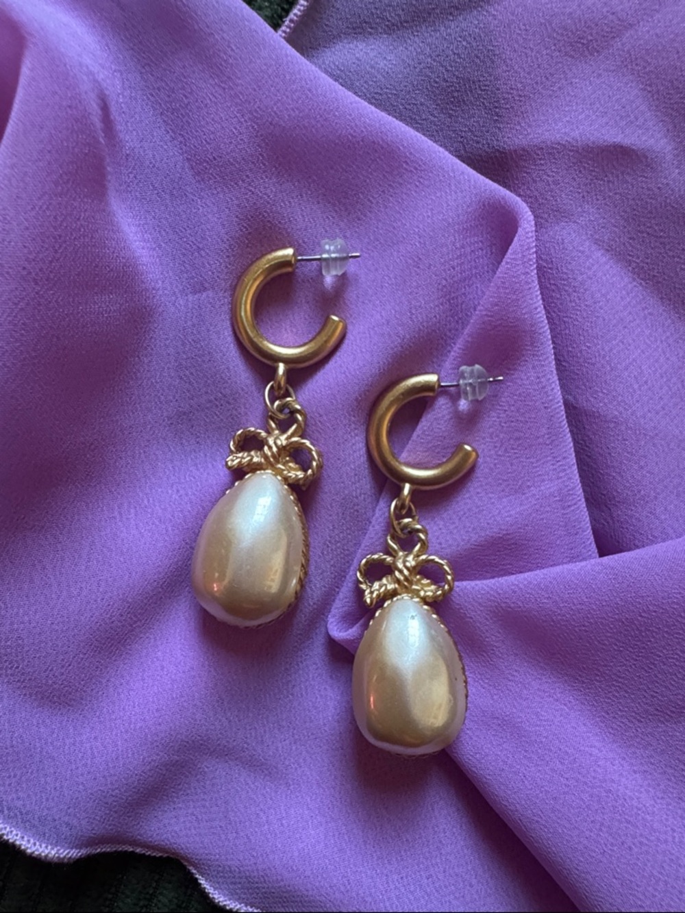 Vintage Signed Carolee Gold Pearl Drop Hoop Earrings - Women Jewelry